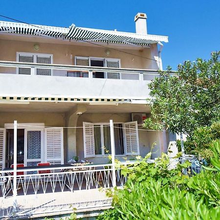 Apartments Villa Milenka ノヴァリャ エクステリア 写真