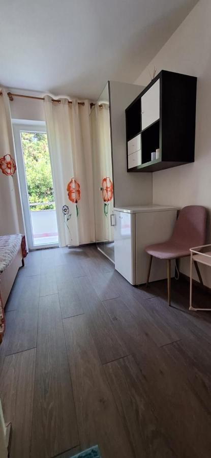 Apartments Villa Milenka ノヴァリャ エクステリア 写真