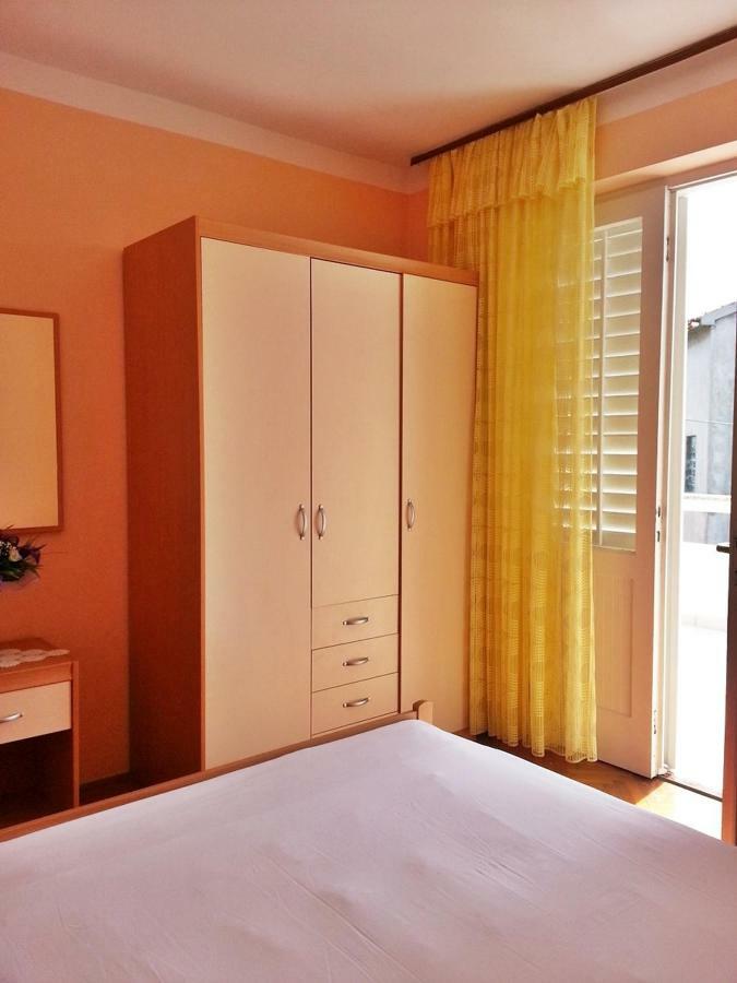 Apartments Villa Milenka ノヴァリャ エクステリア 写真