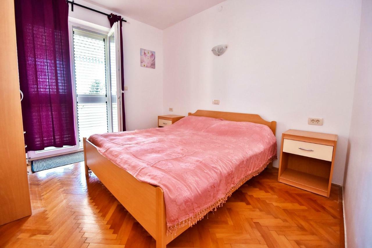 Apartments Villa Milenka ノヴァリャ エクステリア 写真