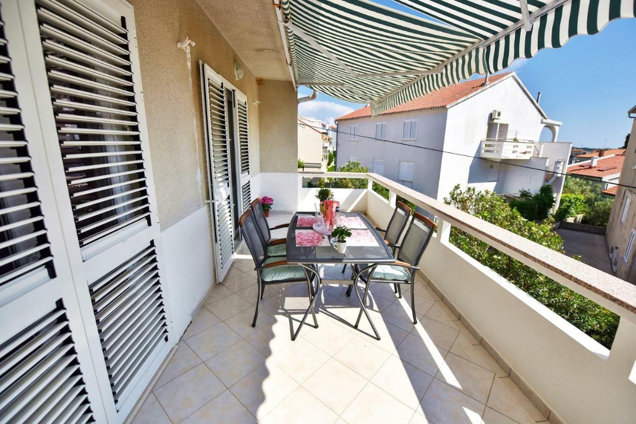 Apartments Villa Milenka ノヴァリャ エクステリア 写真
