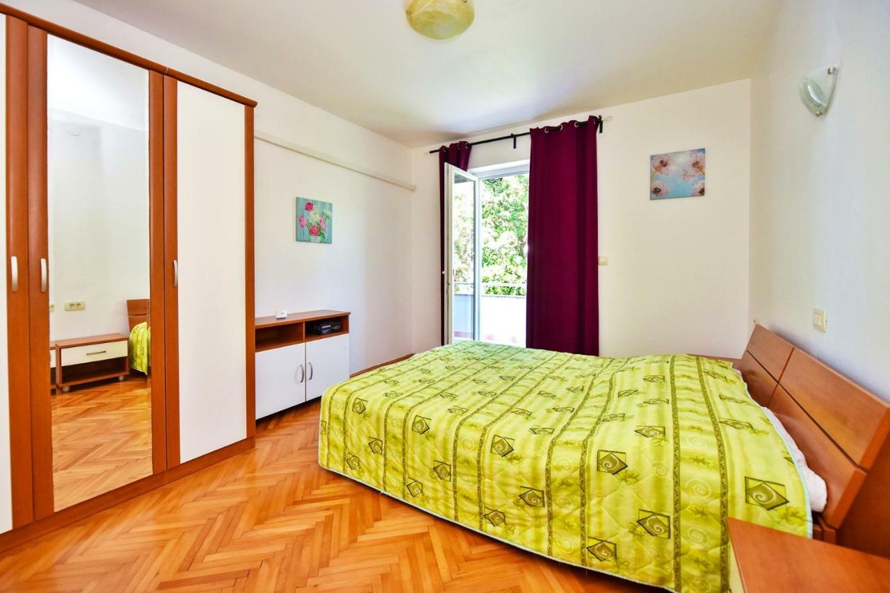 Apartments Villa Milenka ノヴァリャ エクステリア 写真