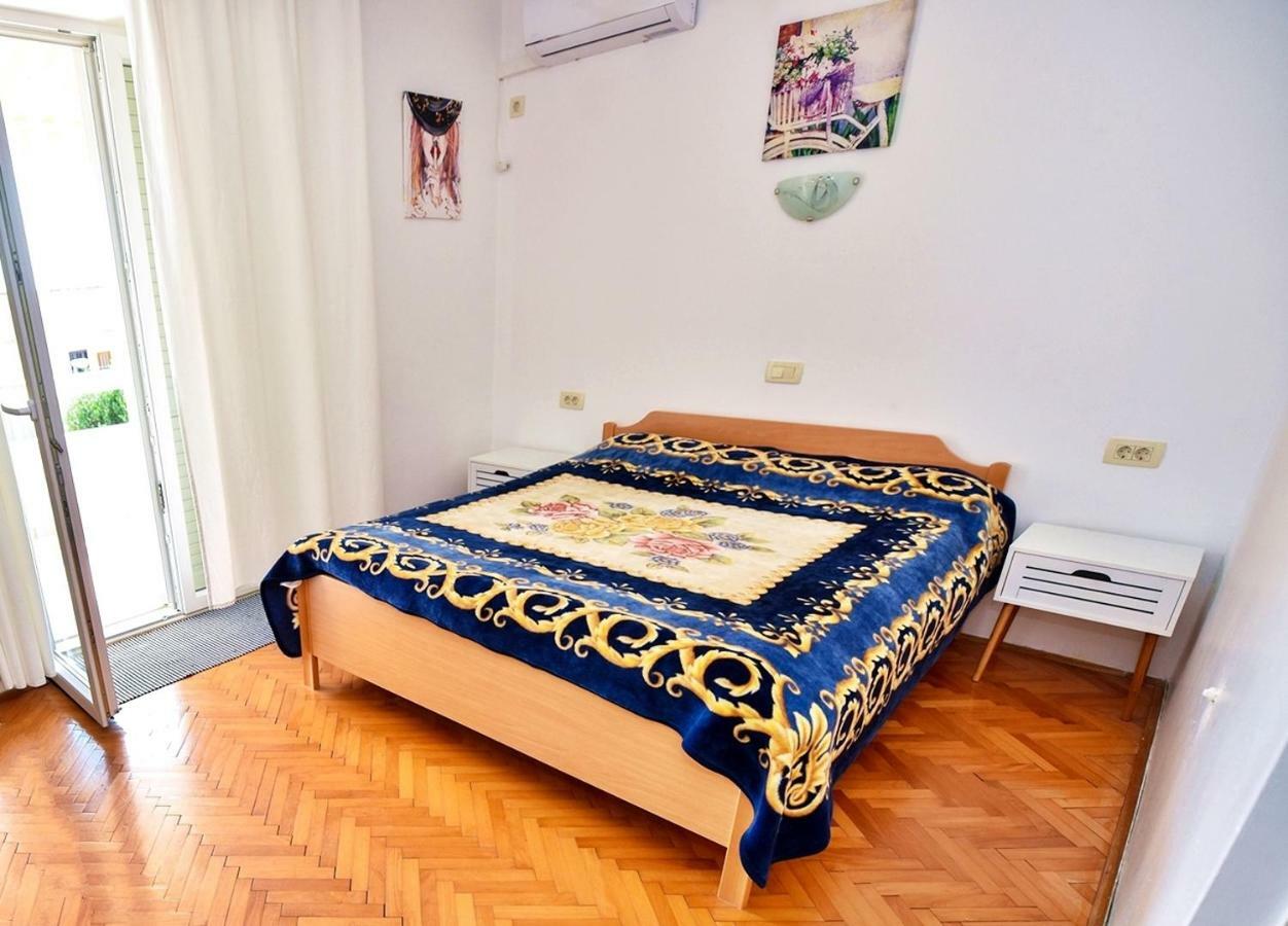 Apartments Villa Milenka ノヴァリャ エクステリア 写真